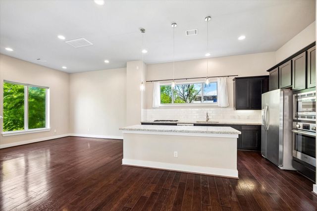 2103 Patterson Street, Houston, TX 77007