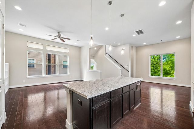 2103 Patterson Street, Houston, TX 77007