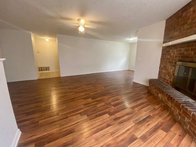 1702 Kimbrough Street B, Springdale, AR 72762