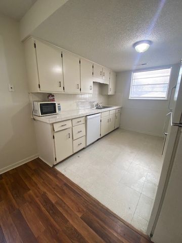 1702 Kimbrough Street B, Springdale, AR 72762