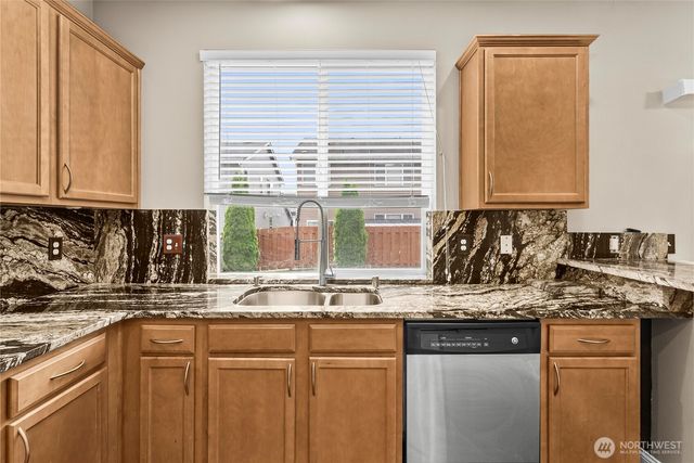 16216 23rd St E, Lake Tapps, WA 98391