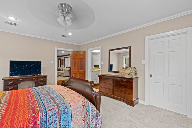 111 Washington Place N, Marshall, TX 75670