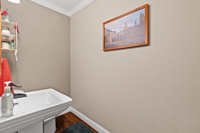 111 Washington Place N, Marshall, TX 75670