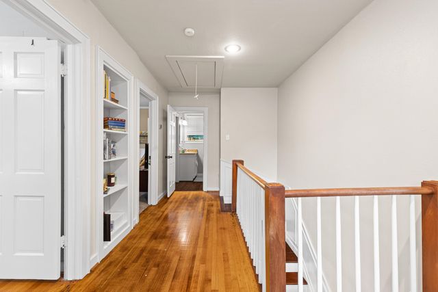 111 Washington Place N, Marshall, TX 75670