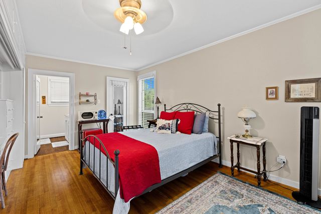 111 Washington Place N, Marshall, TX 75670