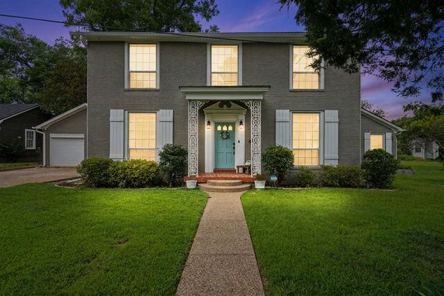 111 Washington Place N, Marshall, TX 75670