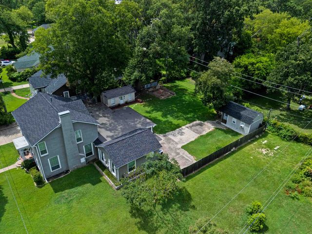 111 Washington Place N, Marshall, TX 75670