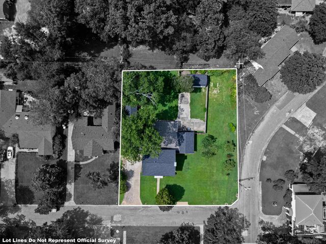 111 Washington Place N, Marshall, TX 75670