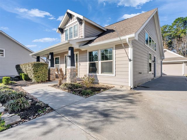 257 N Lynx Trail, Montgomery, TX 77316