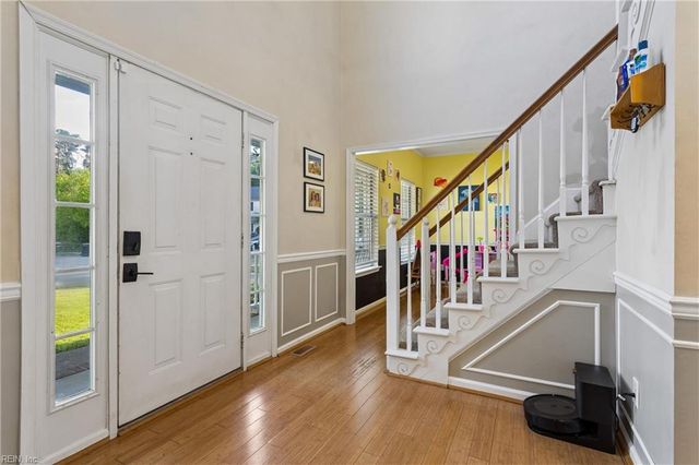 828 Essex Park DR, Hampton, VA 23669