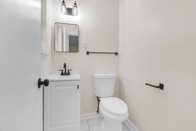 5136 ROLLING FIELDS DR, Memphis, TN 38134