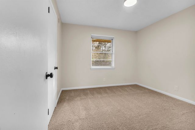 5136 ROLLING FIELDS DR, Memphis, TN 38134