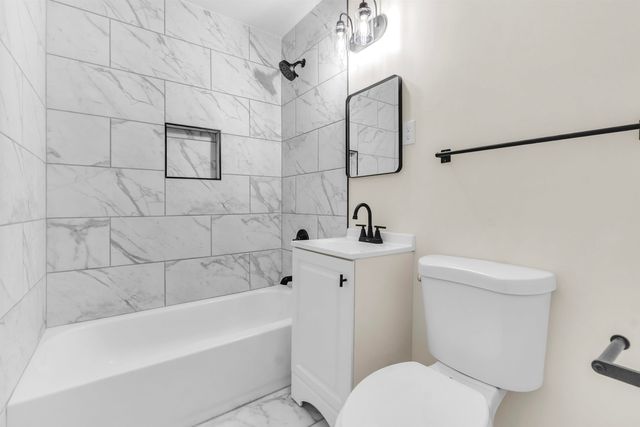 5136 ROLLING FIELDS DR, Memphis, TN 38134