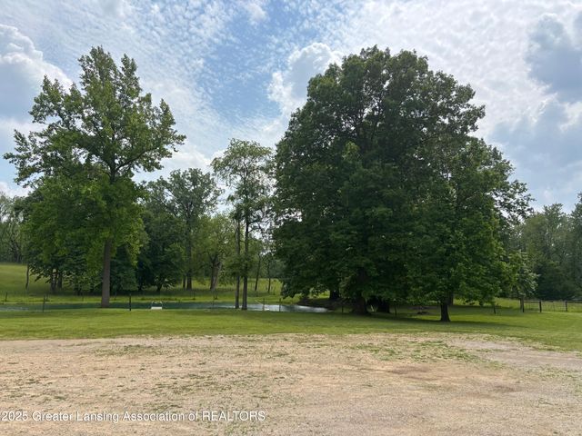 3215 Sandhill Road, Mason, MI 48854