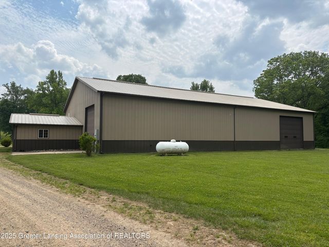 3215 Sandhill Road, Mason, MI 48854