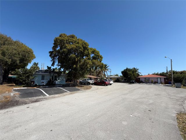 131 SW 14th Court, Pompano Beach, FL 33060