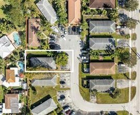 131 SW 14th Court, Pompano Beach, FL 33060