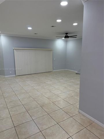 2927 SW 18th Ter, Fort Lauderdale, FL 33315