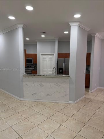 2927 SW 18th Ter, Fort Lauderdale, FL 33315