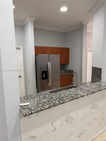 2927 SW 18th Ter, Fort Lauderdale, FL 33315