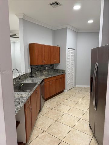 2927 SW 18th Ter, Fort Lauderdale, FL 33315