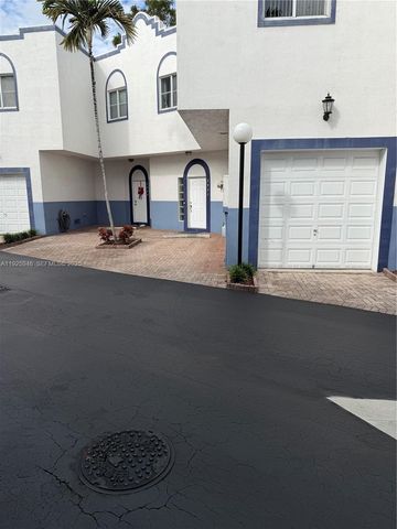 2927 SW 18th Ter, Fort Lauderdale, FL 33315