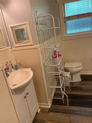1005 Gary Street, Bridgeport, TX 76426