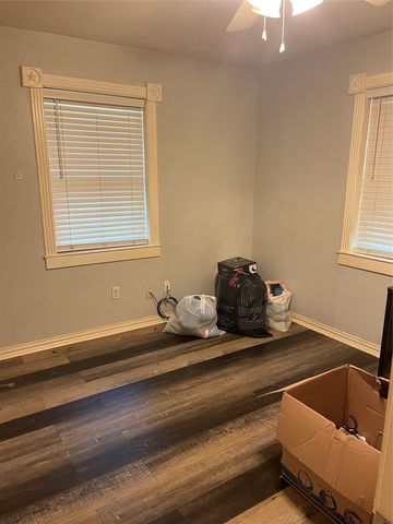 1005 Gary Street, Bridgeport, TX 76426