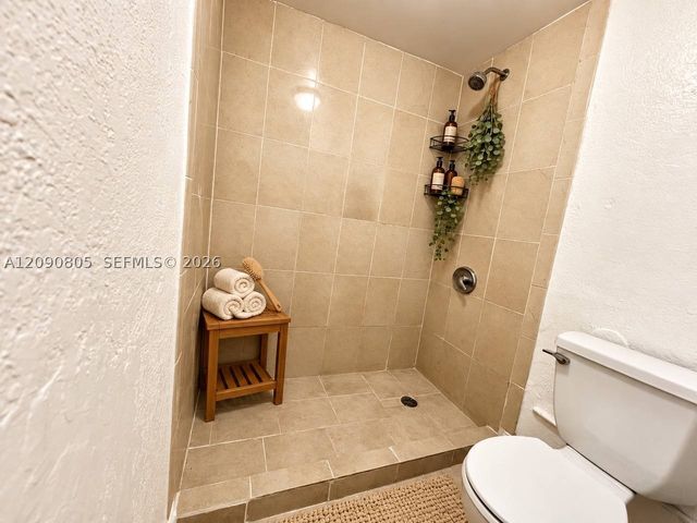 9760 SW 184th St 3D, Cutler Bay, FL 33157