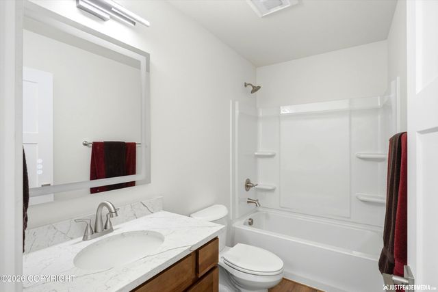 2584 N Midland Avenue, Palmer, AK 99645