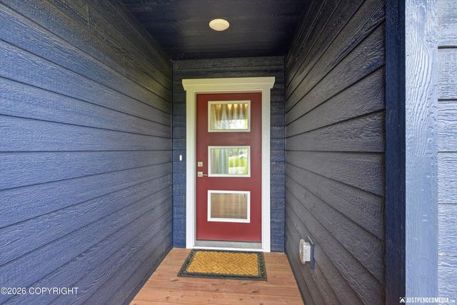 2584 N Midland Avenue, Palmer, AK 99645