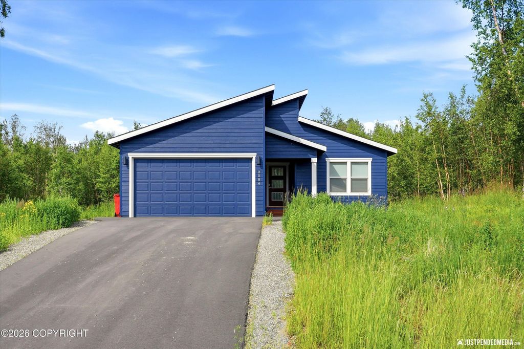 2584 N Midland Avenue, Palmer, AK 99645