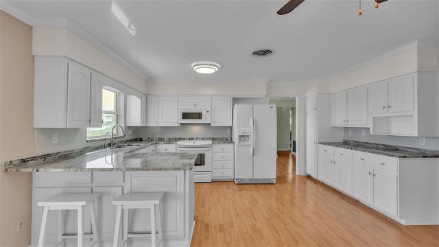 274 PARADISE ISLAND DRIVE, Haines City, FL 33844