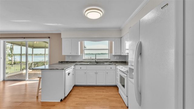 274 PARADISE ISLAND DRIVE, Haines City, FL 33844