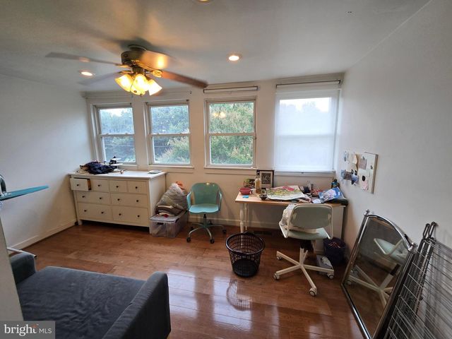 1319 E ST NE, Washington, DC 20002