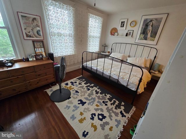 1319 E ST NE, Washington, DC 20002