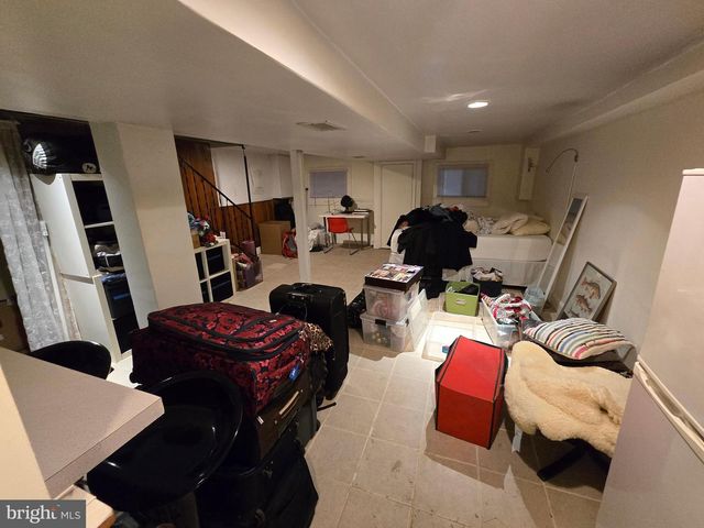 1319 E ST NE, Washington, DC 20002