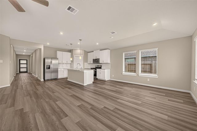 3609 Zilker Lane, Texas City, TX 77591