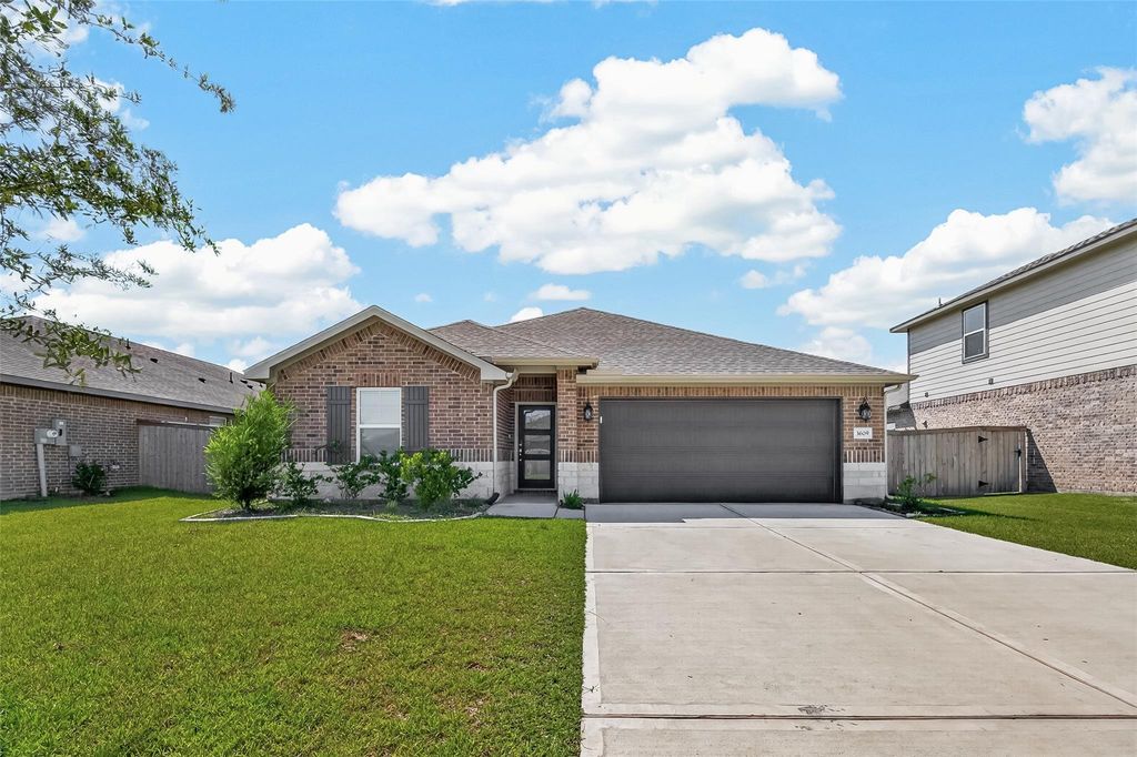 3609 Zilker Lane, Texas City, TX 77591