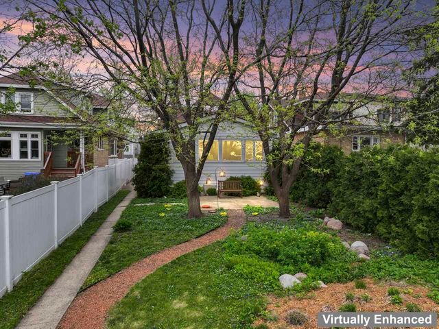 6628 N Onarga Avenue, Chicago, IL 60631