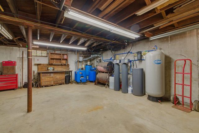 161 Beech Ridge Road, Eliot, ME 03903