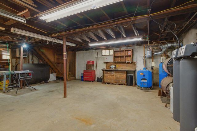 161 Beech Ridge Road, Eliot, ME 03903