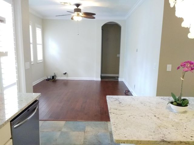 521 Tomahawk Court, Palm Beach Gardens, FL 33410