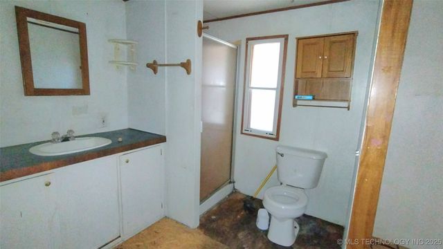 235 S Cherokee, Stilwell, OK 74960