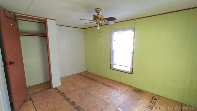 235 S Cherokee, Stilwell, OK 74960