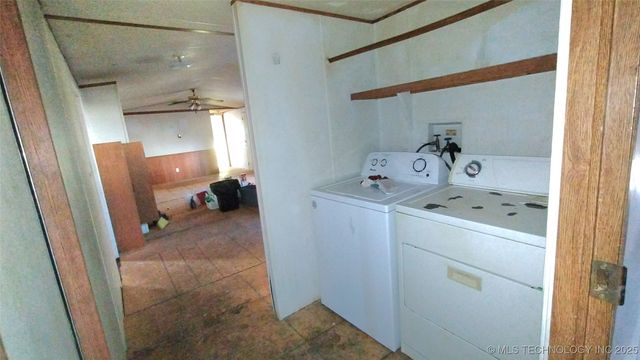 235 S Cherokee, Stilwell, OK 74960