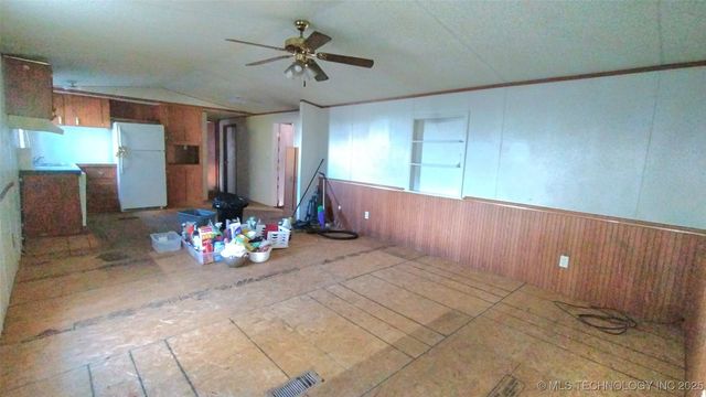 235 S Cherokee, Stilwell, OK 74960