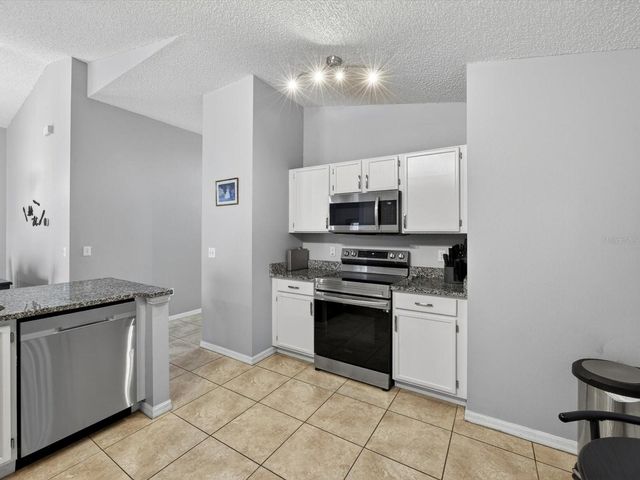 17321 WOODCREST WAY, Clermont, FL 34714