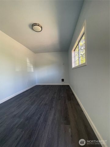 19029 Renton-Maple Valley Road SE, Maple Valley, WA 98038