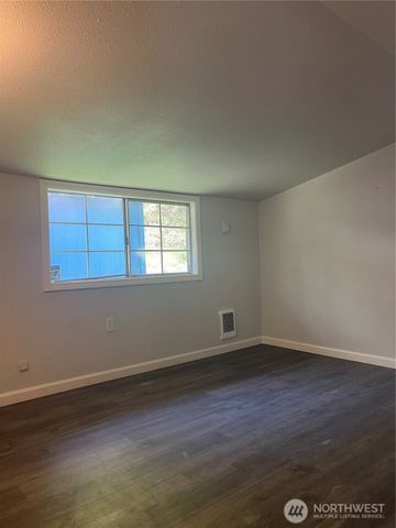 19029 Renton-Maple Valley Road SE, Maple Valley, WA 98038